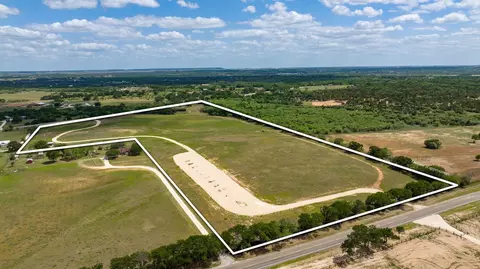 8526 N Fm 1744, Hico, TX 76457