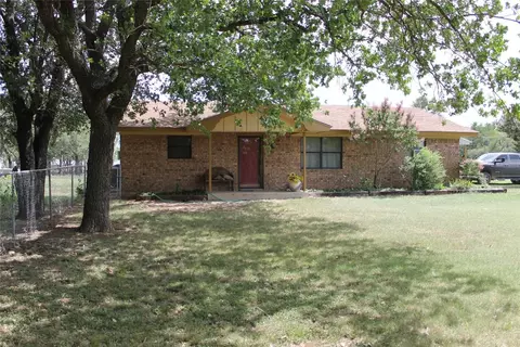 403 W Lucy Bertram St, Gustine, TX 76455