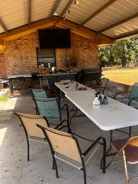 403 W Lucy Bertram St, Gustine, TX 76455 photo 2