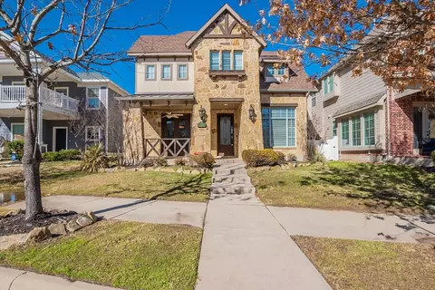 921 Hayden Ln, Savannah, TX 76227