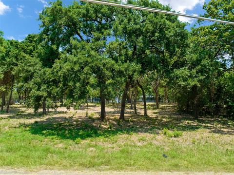 9 Cherokee Trace, Tool, TX 75143