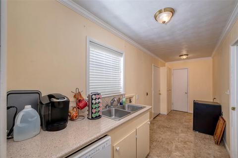 655 County Road 1525, Ector, TX 75439 photo 24