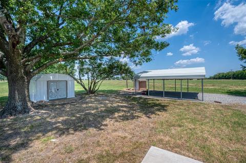 655 County Road 1525, Ector, TX 75439 photo 11