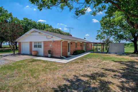 655 County Road 1525, Ector, TX 75439 photo 4