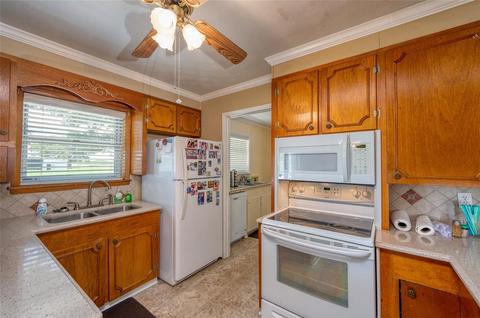 655 County Road 1525, Ector, TX 75439 photo 22