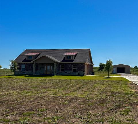201 Pr 107, Blum, TX 76627