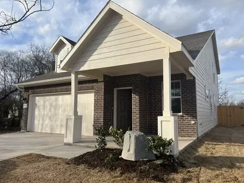 4002 Henry St, Greenville, TX 75401