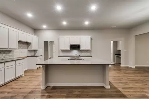 3237 Greymoore Dr, Anna, TX 75409 photo 9
