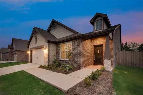 3237 Greymoore Dr, Anna, TX 75409 photo 2