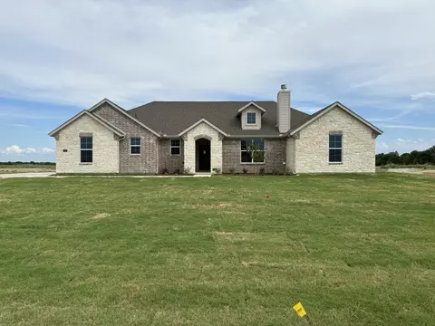 2727 Burr Oak Rd, Terrell, TX 75161