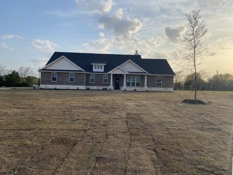 2406 Blackjack Oak Rd, Terrell, TX 75161 photo 1