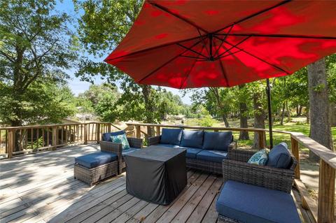 913 Keoki Ct, Tool, TX 75143 photo 1