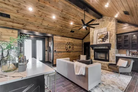 3923 County Road 4111, Campbell, TX 75422