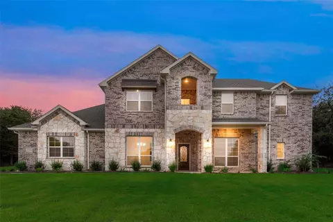 2216 Crystal Palace Blvd, Alvarado, TX 76009