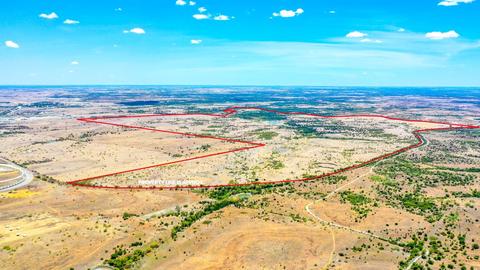 7700 Old Granbury Rd, Cresson, TX 76035