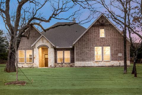 2204 Crystal Palace Blvd, Alvarado, TX 76009