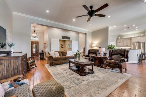 316 W Trinity St, Forney, TX 75126 photo 9