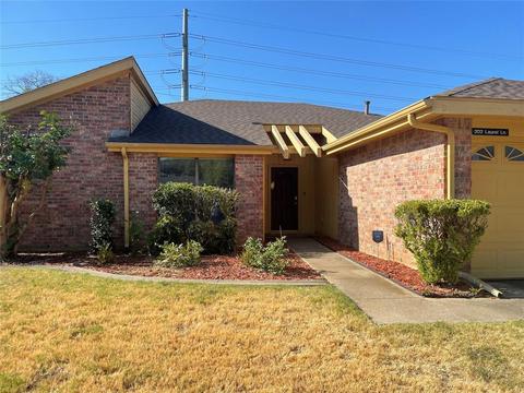 202 Laurel Ln, Euless, TX 76039 photo 1
