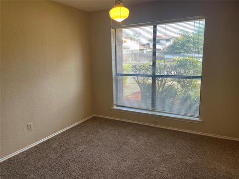 202 Laurel Ln, Euless, TX 76039 photo 13