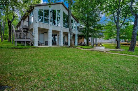 708 Lovers Ln, Tool, TX 75143 photo 4