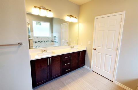 512 E 6th St, Bonham, TX 75418 photo 6