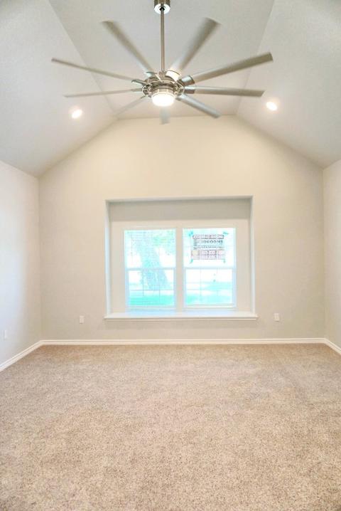 512 E 6th St, Bonham, TX 75418 photo 5