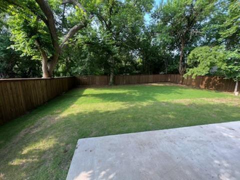512 E 6th St, Bonham, TX 75418 photo 12