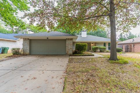1312 Bergen Ln, Mansfield, TX 76063