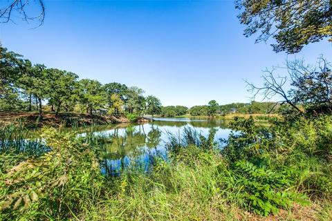 4 Delano Dr, Dalworthington Gardens, TX 76016
