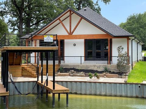 114 Saint Francis Ln, Gun Barrel City, TX 75156