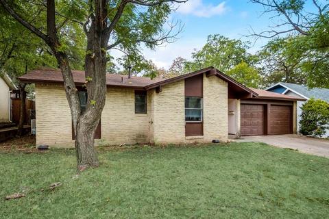 703 Johns Dr, Euless, TX 76039 photo 3