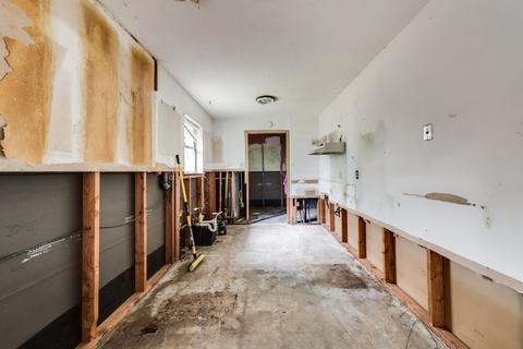 703 Johns Dr, Euless, TX 76039 photo 7