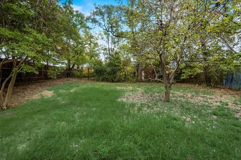 703 Johns Dr, Euless, TX 76039 photo 20