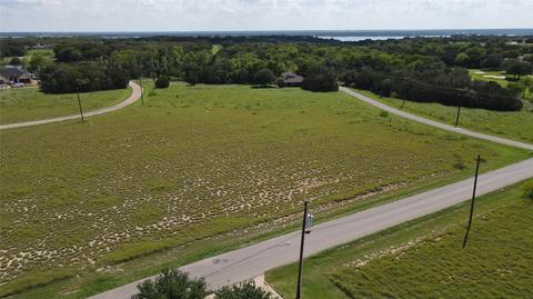 7130 Sandy Oaks Dr, Whitney, TX 76692