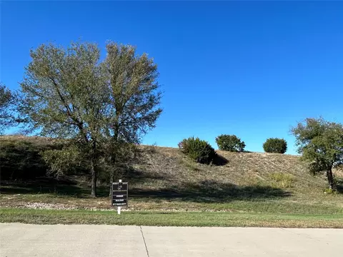 2000 Hidden Bluff Dr, Aledo, TX 76008