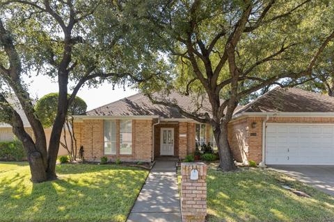 6629 Meadowpark Ct, Benbrook, TX 76132