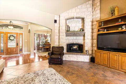 1340 Black Hawk Trl, Nemo, TX 76070 photo 6