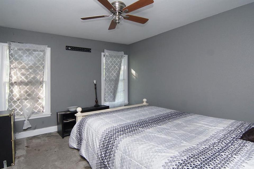  2132 Briardale Rd, Fort Worth, TX 76119 photo 18