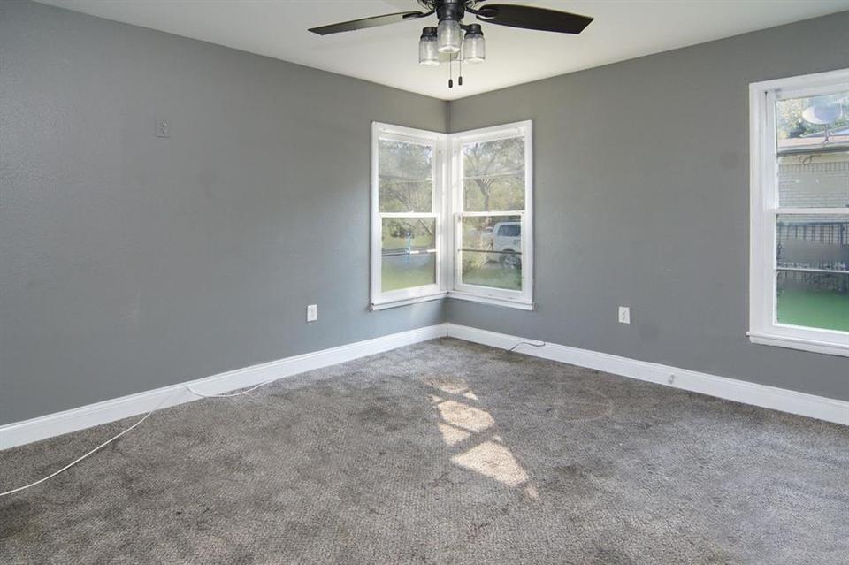  2132 Briardale Rd, Fort Worth, TX 76119 photo 19