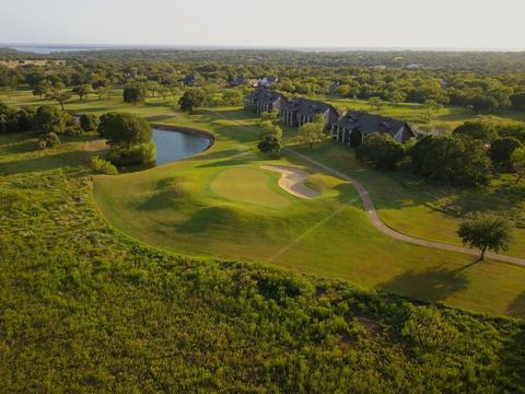 33067 Woodcrest Dr, Whitney, TX 76692
