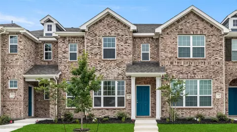 3108 Providence Pl, Heartland, TX 75114