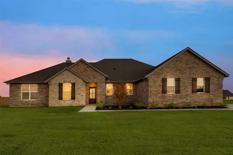 2721 Burr Oak Rd, Terrell, TX 75161