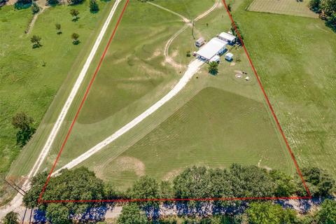 8776 County Road 303, Grandview, TX 76050