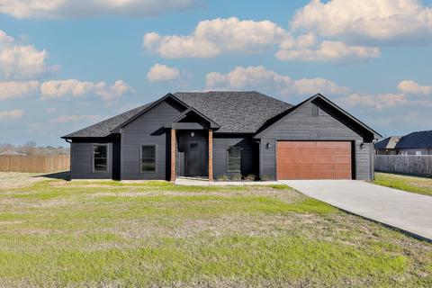 12205 Maplewood Dr, Lindale, TX 75771