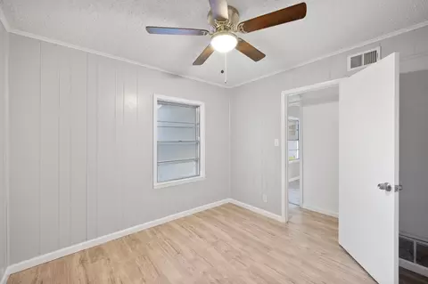 107 S Red Bud St, Ector, TX 75439 photo 11