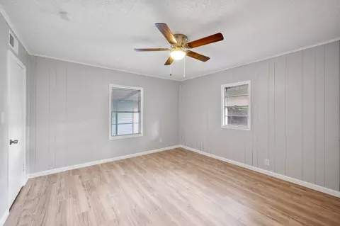 107 S Red Bud St, Ector, TX 75439 photo 12