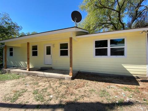 316 Hill St, Hico, TX 76457