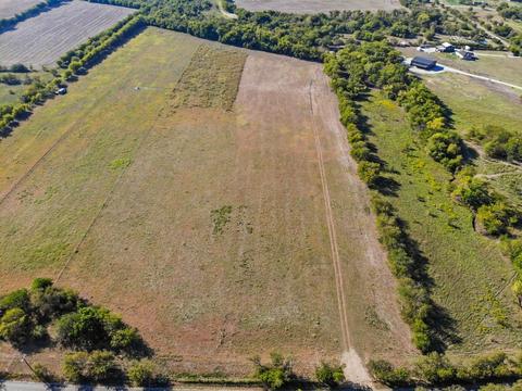 1816 Hickory St, Rhome, TX 76078