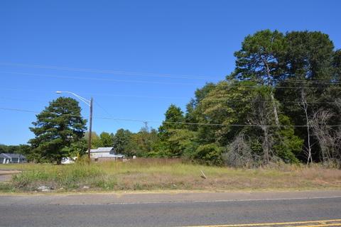 7220 Greenwood Rd, Shreveport, LA 71119