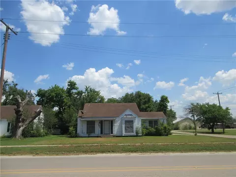 501 E Main Hwy E, Rosebud, TX 76570 photo 1